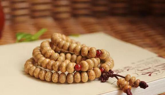 菩提子如何挑選_怎么選菩提子手串_挑選菩提子