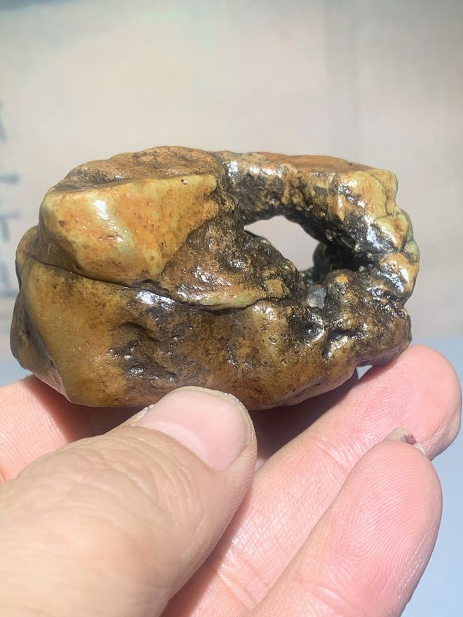 奇石怎樣賣_奇石賣了60萬需要交多少稅_奇石賣給誰