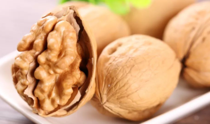 核桃盤_吃的核桃怎么盤玩效果最好_盤的核桃和吃的核桃一樣嗎