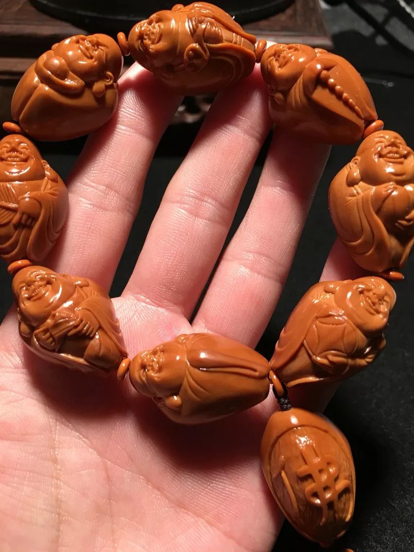 橄欖核雕十大名家_名家橄欖核雕刻圖片_名家橄欖核雕作品欣賞