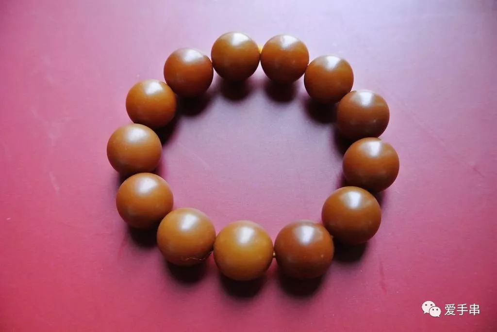 手串文玩在哪個(gè)平臺(tái)買比較好_手串文玩批發(fā)市場(chǎng)在哪_十大文玩手串