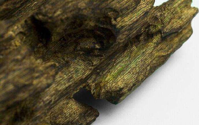 沉香綠奇楠藥用價值_沉香綠奇楠_鶯歌綠奇楠沉香手串功效