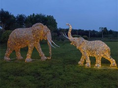 不銹鋼燈光大象雕塑，抽象鏤空象雕塑圖片大全