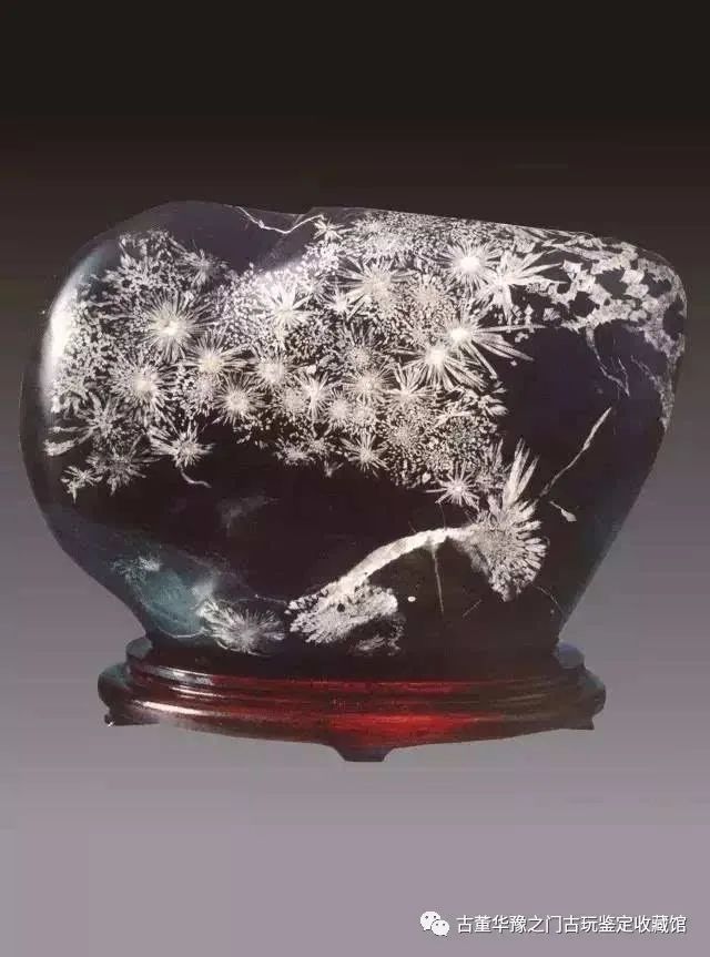 奇石收藏前景分析_小奇石有沒有收藏價值_收藏奇石注意什么