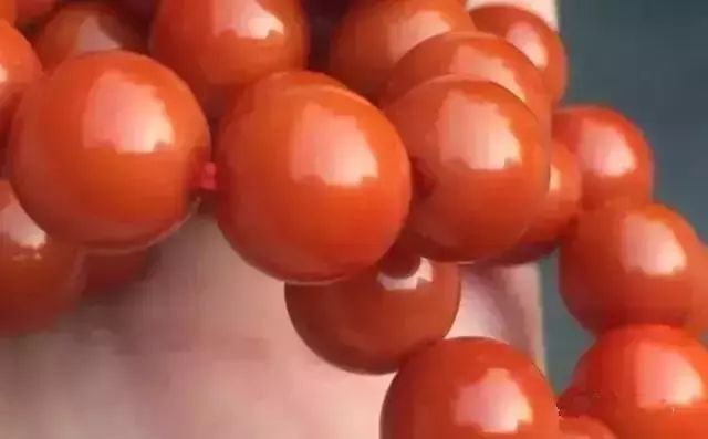 沉香木手串怎么盤出包漿_沉香木手串盤玩_沉香木手串怎么盤