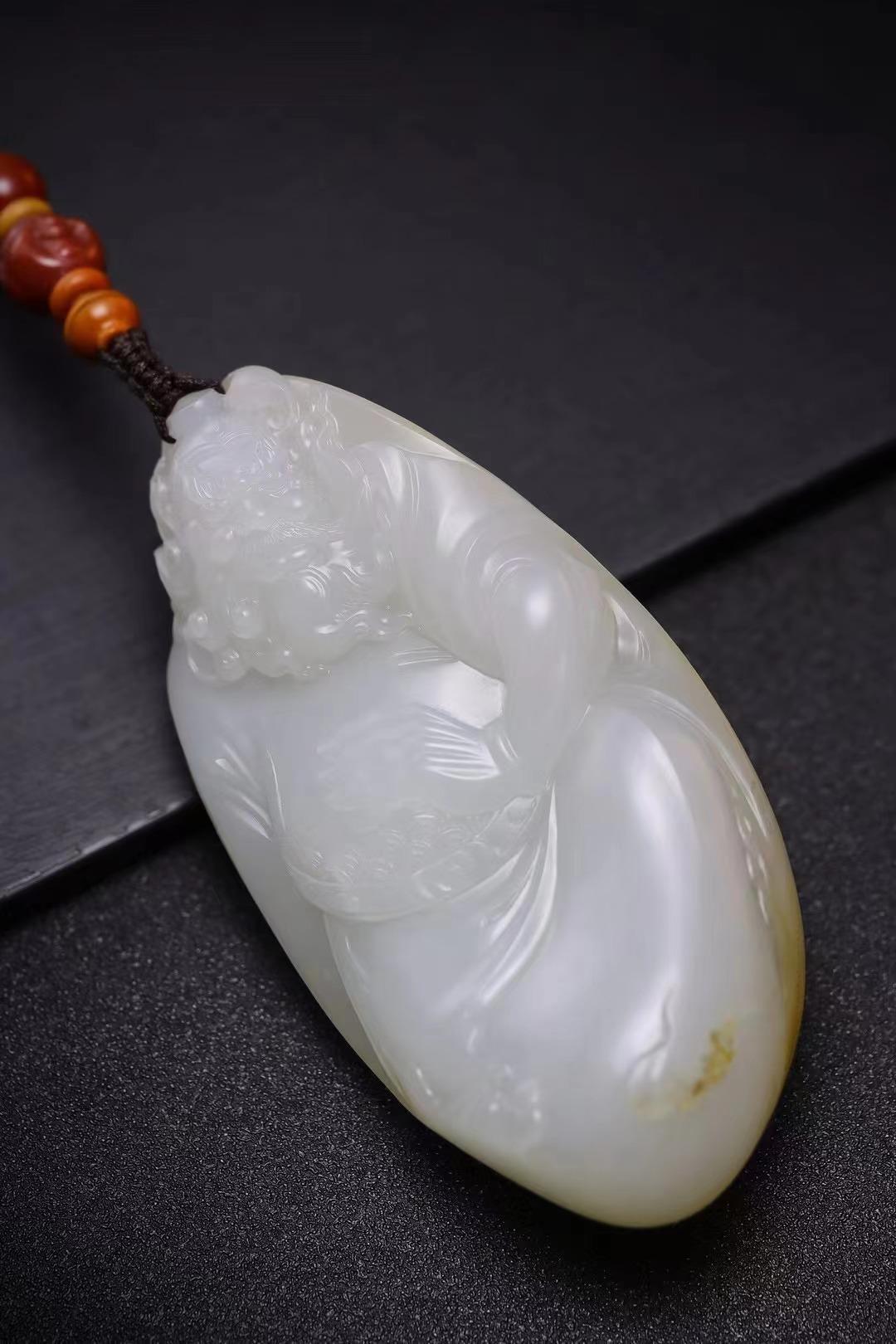 亞洲大師玉雕人有哪些_亞洲玉雕大師有哪些人?_亞洲玉石雕刻大師是什么級別