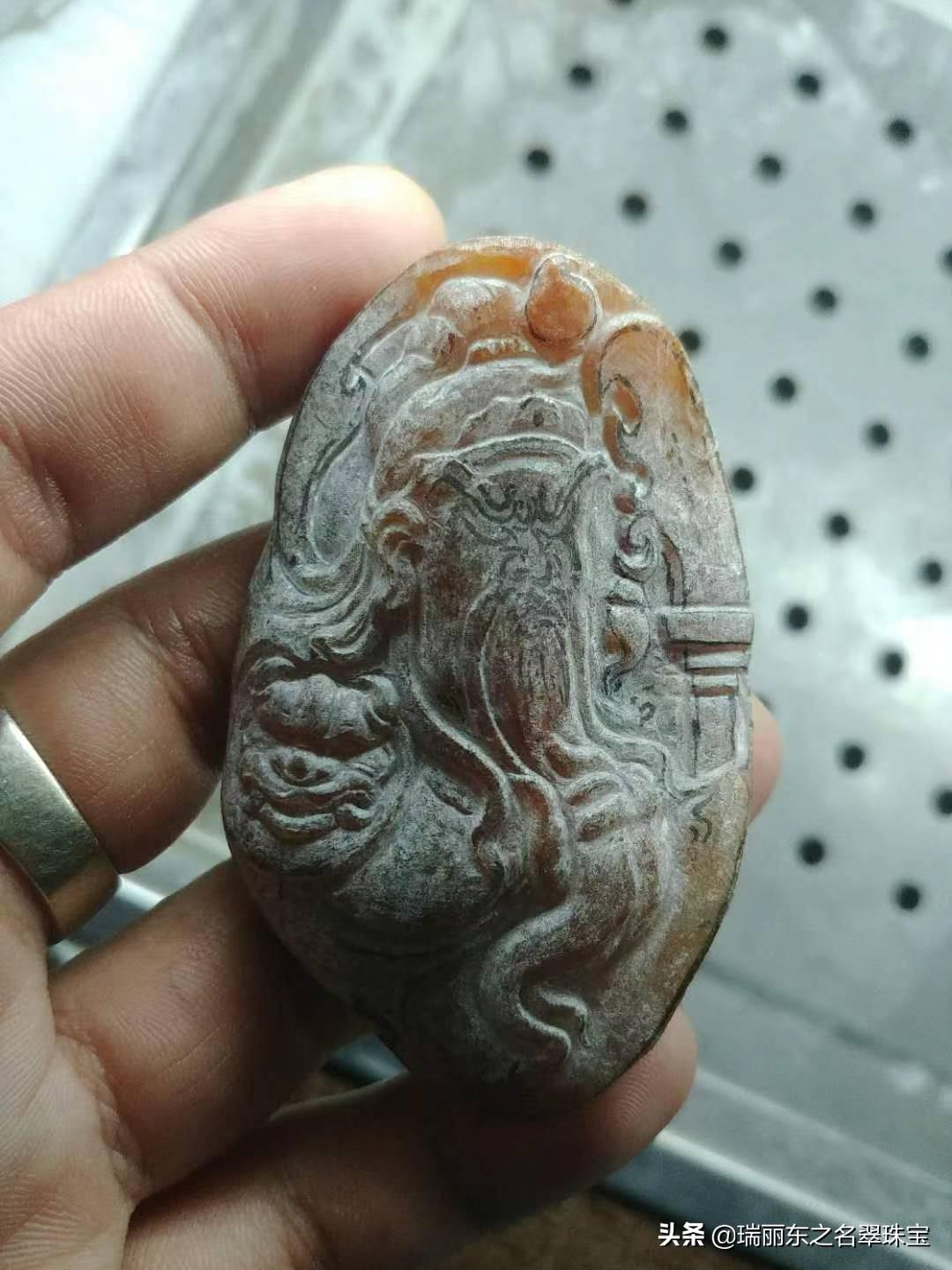 翡翠用什么刀雕刻_翡翠雕刻刀用什么工具_翡翠雕刻刀是什么材質的