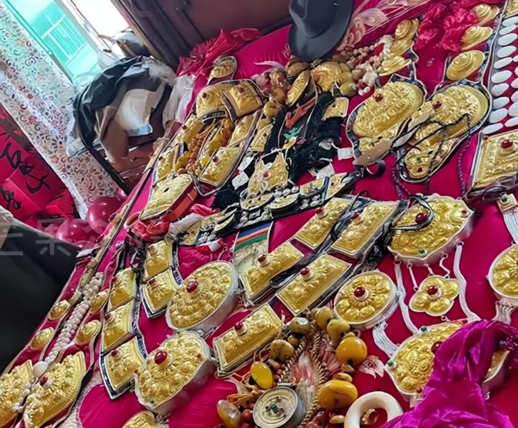 蜜蠟項鏈一般多少錢_蜜蠟項鏈好處_蜜蠟項鏈多少顆珠子最好