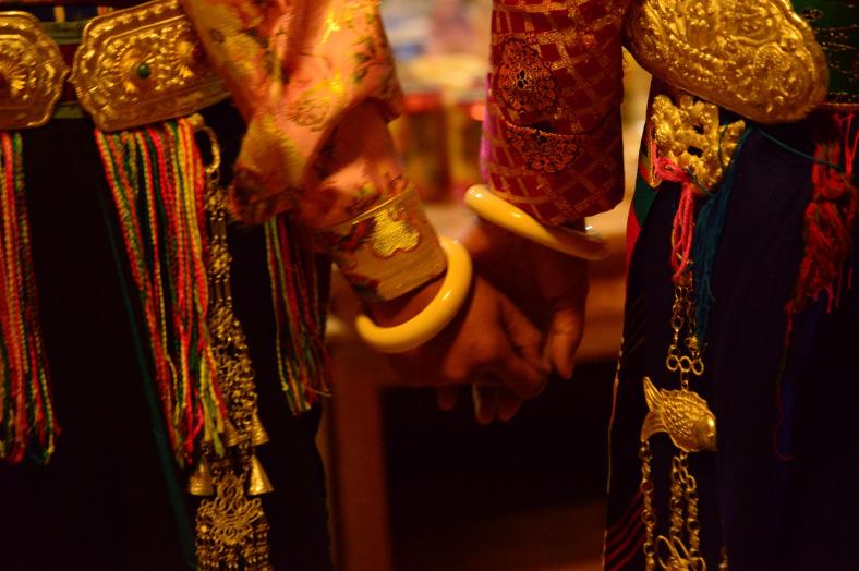 蜜蠟項鏈一般多少錢_蜜蠟項鏈多少顆珠子最好_蜜蠟項鏈好處