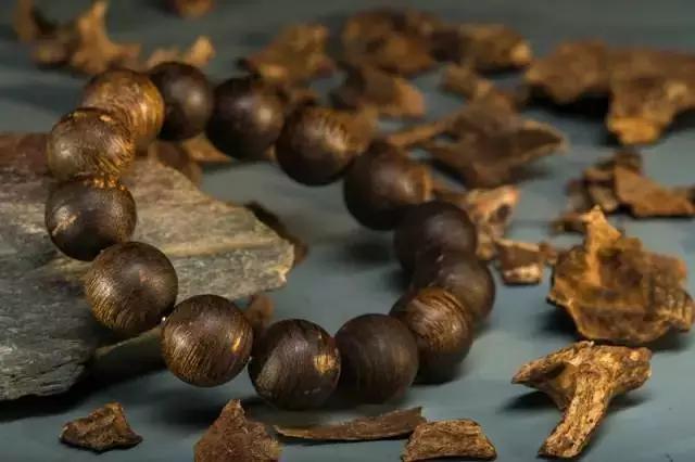 沉香奇楠樹種_奇楠沉香有幾種_沉香種奇楠有香味嗎