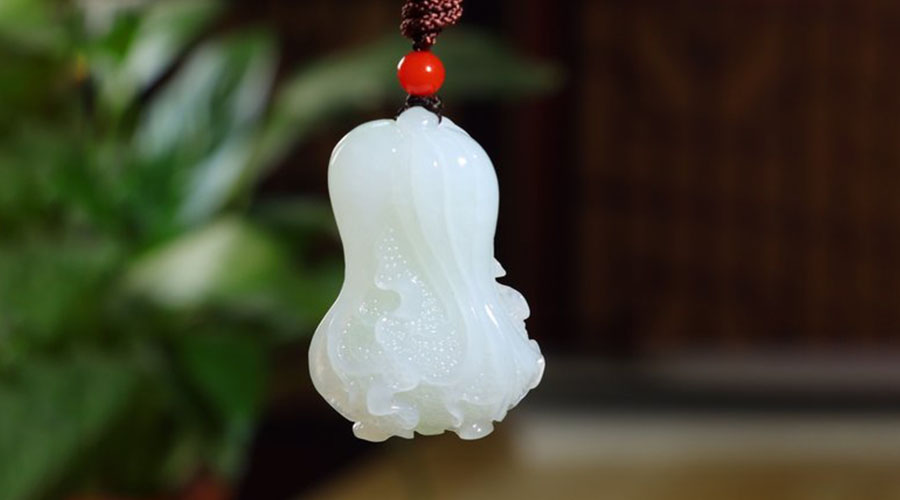 和田玉滿雕_玉雕大師滿富_和田玉滿沁