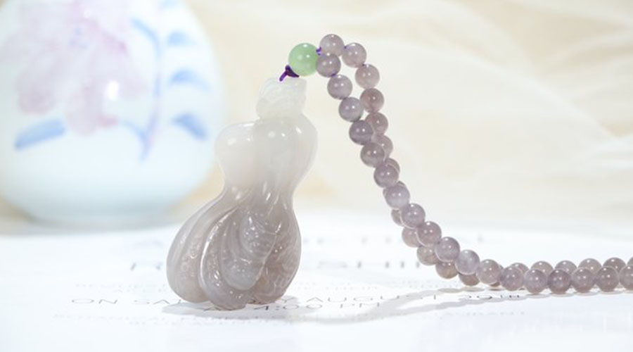 玉雕大師滿富_和田玉滿沁_(dá)和田玉滿雕