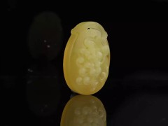 蜜蠟適合什么人群佩戴？不同人群佩戴蜜蠟的好處有什么？