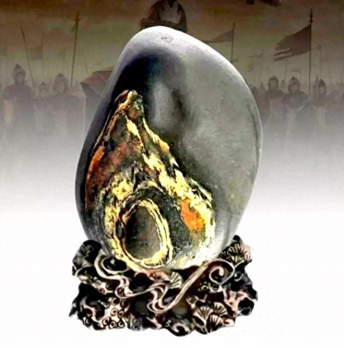 孕育奇石圖片_奇石哺育_奇石孕育