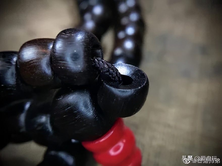 小葉紫檀盤黑了怎么重新盤玩_小葉紫檀盤黑了怎么處理_小葉紫檀盤黑處理能變紅嗎