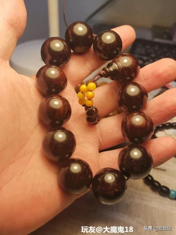 小葉紫檀盤黑了怎么重新盤玩_小葉紫檀盤黑處理能變紅嗎_小葉紫檀盤黑了怎么處理